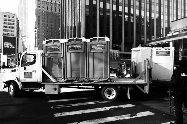 Best Emergency porta potty rental  in St Paris, OH